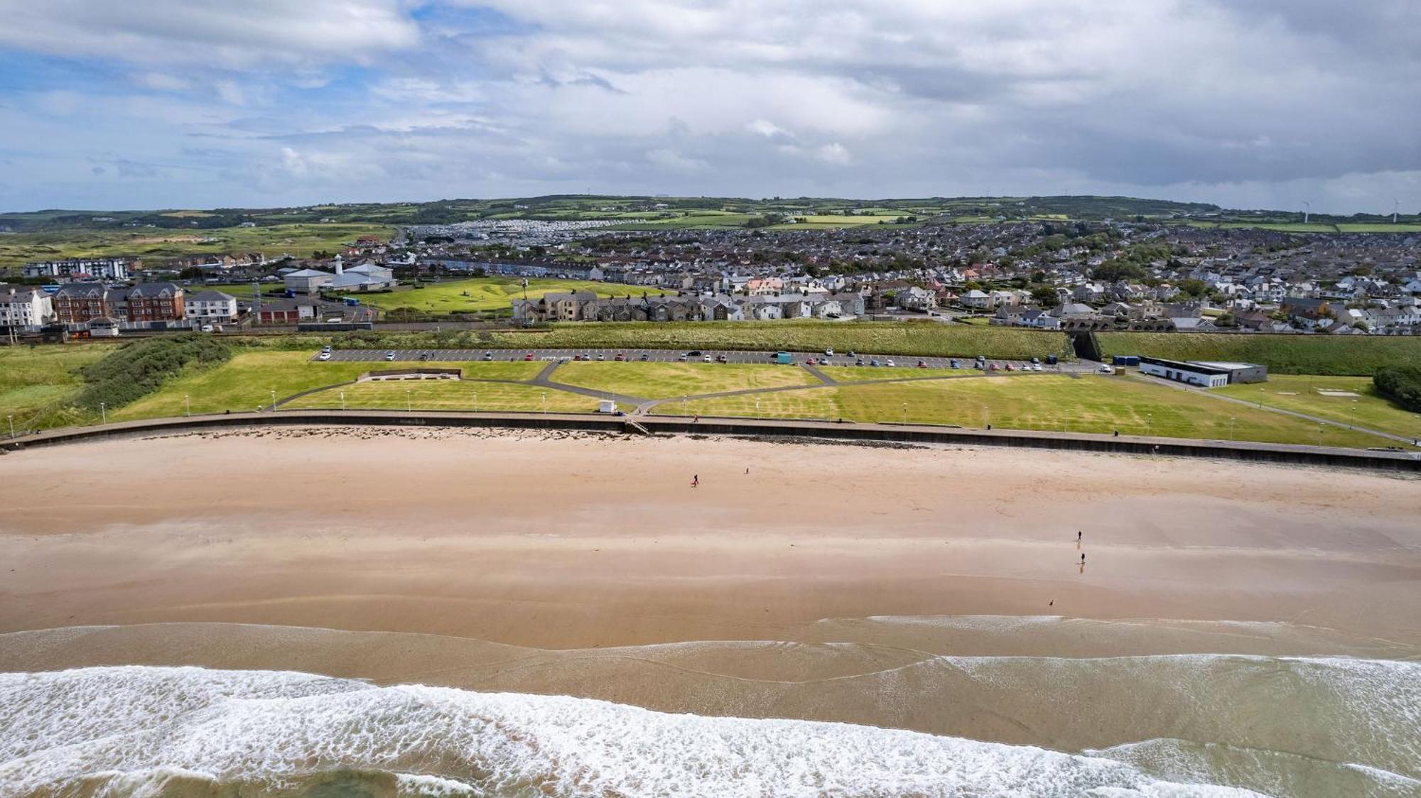 6 Dunluce Park - Portrush By The Sea Exterior foto