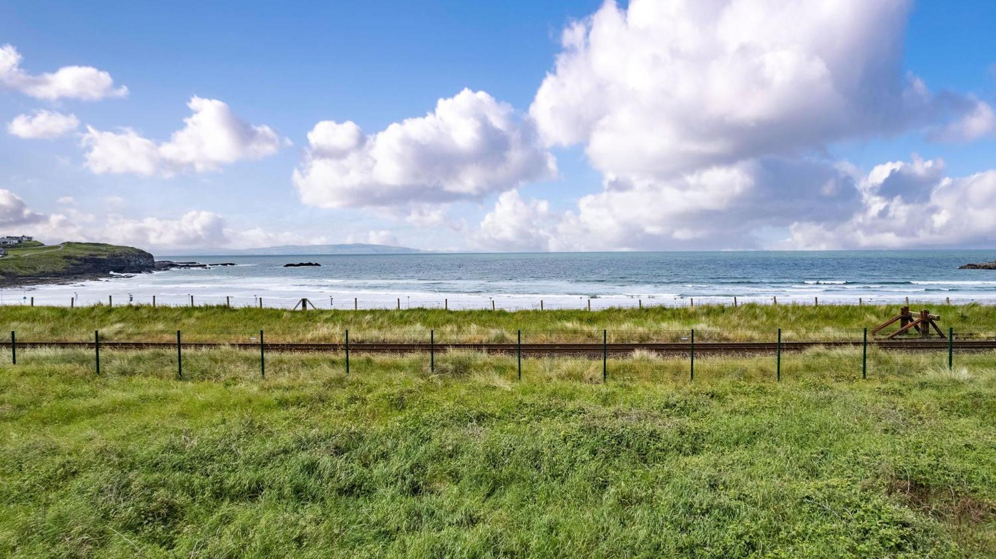 6 Dunluce Park - Portrush By The Sea Exterior foto